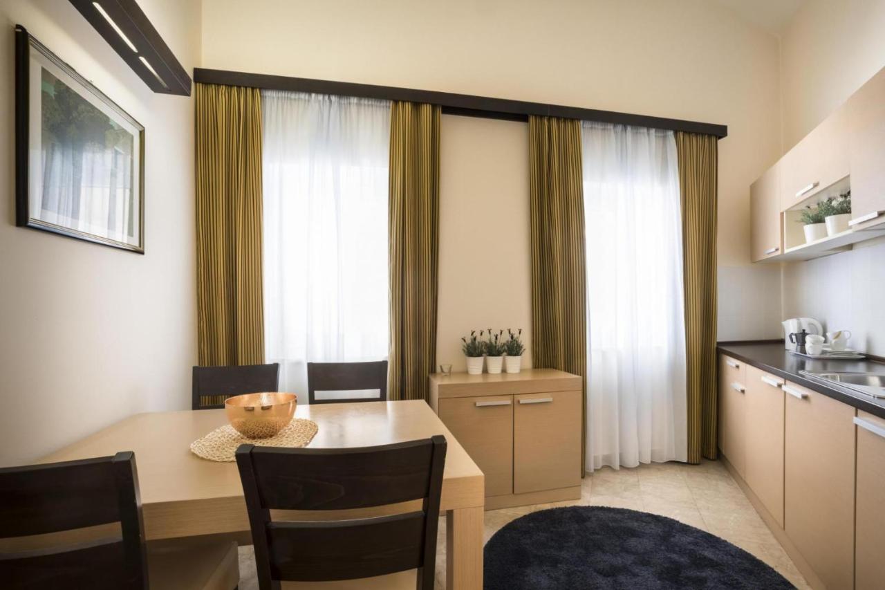 Apartment Aci Marina Cres Exterior foto