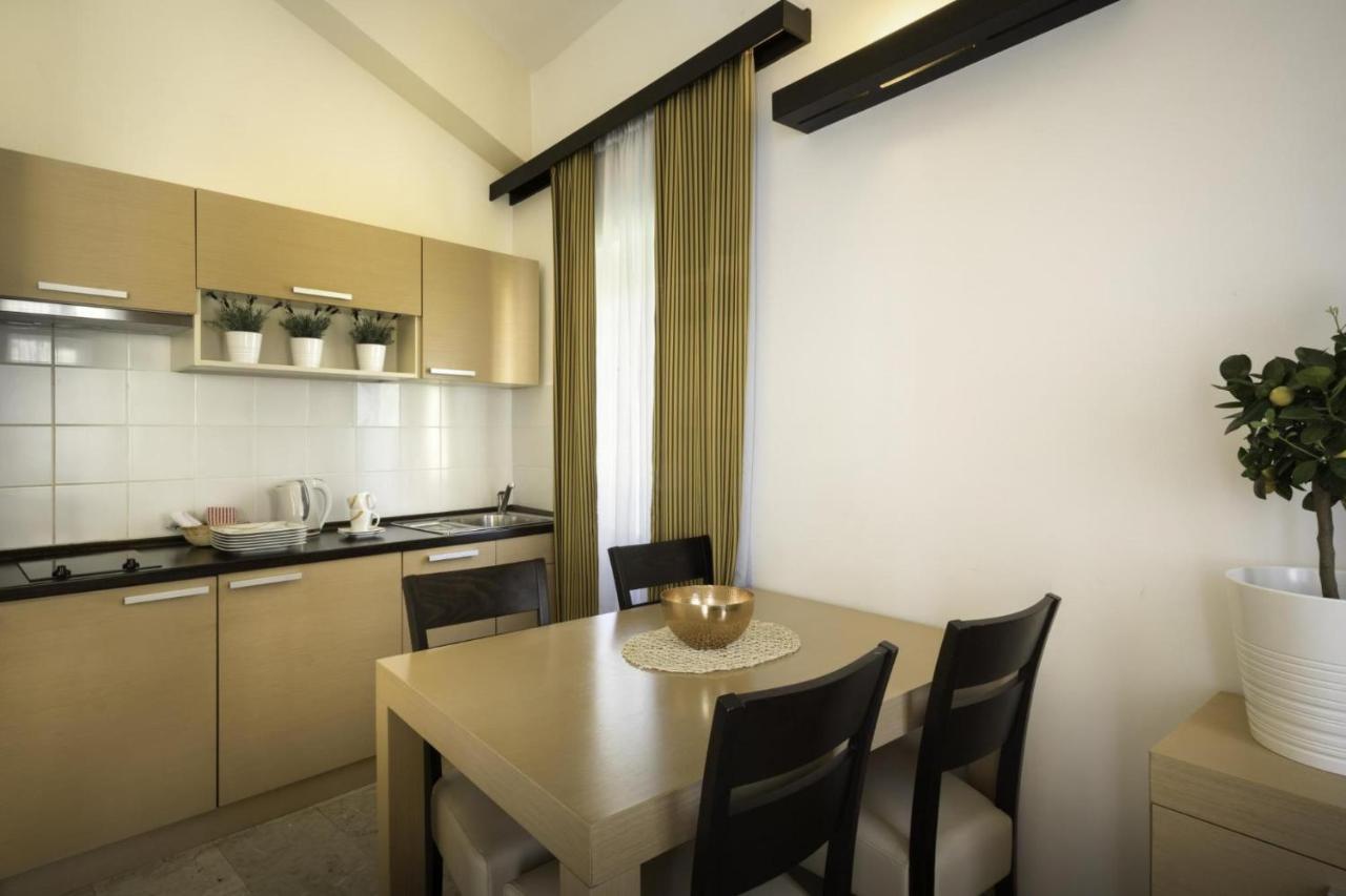 Apartment Aci Marina Cres Exterior foto